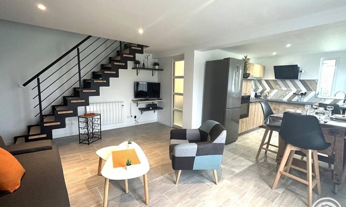 Thelloise Cottage | Gite Abbecourt, 2 bedrooms, 4 persons