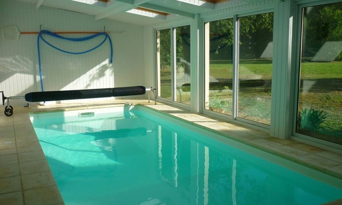 Aze House | Gite Chateau De Mirvault