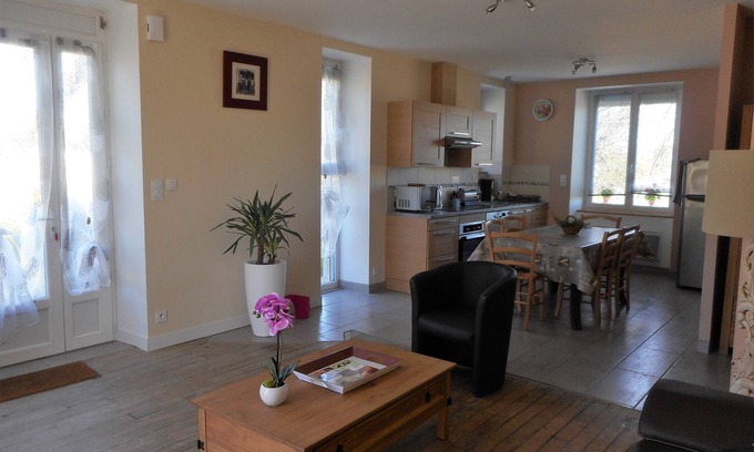 Conques Cottage | GITE DE LA SOUQUAYRIE 3-star establishment, 7km from CONQUES, 400m from St Jacques Way
