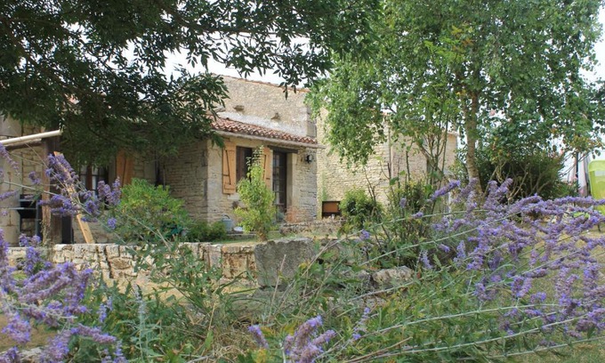 Muron House | GITE DES CHOUETTES