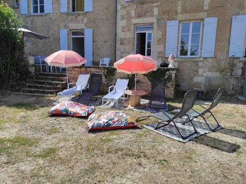 Champdeniers House | Gite Du Val D'egray