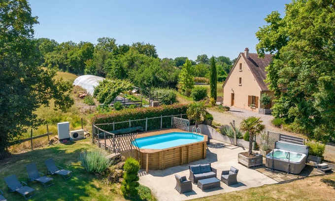 Fougerolles House | Gite Fougerolles, 2 bedrooms, 6 persons