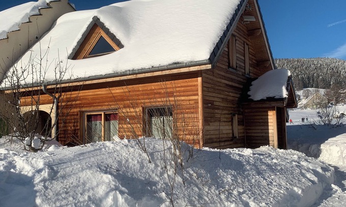 Autrans-Meaudre-en-Vercors House | Gîte at the foot of the cross-country ski trails in Autrans