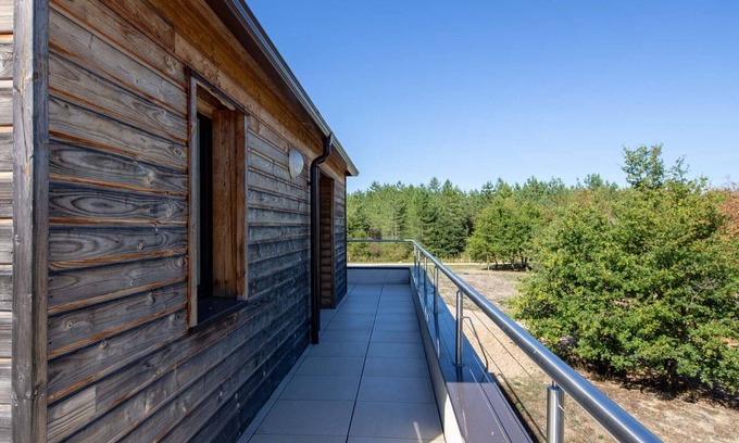 Jouy-le-Potier Cottage | Gite Jouy-le-Potier, 2 bedrooms, 4 persons