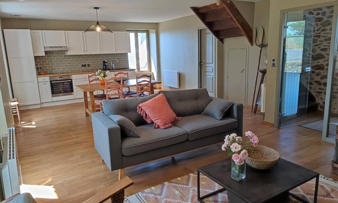 Junhac Cottage | Gite Junhac, 3 bedrooms, 6 persons