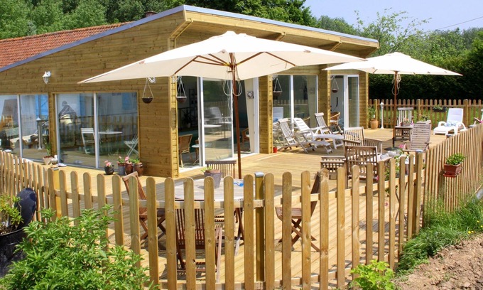 Boufflers House | Gite La Terre 11 pers shared covered and heated swimming pool