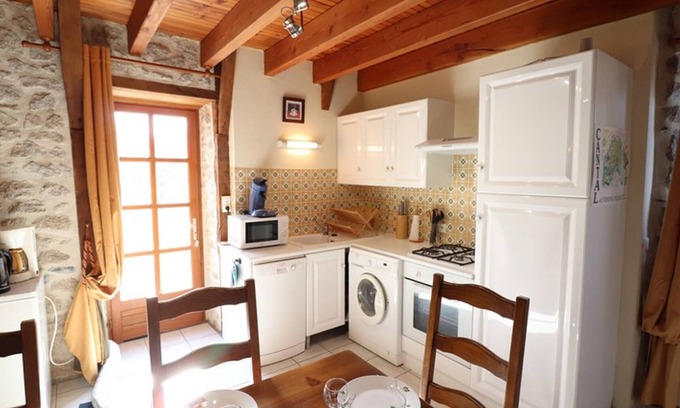 Labesserette Cottage | Gite Labesserette, 2 bedrooms, 5 persons