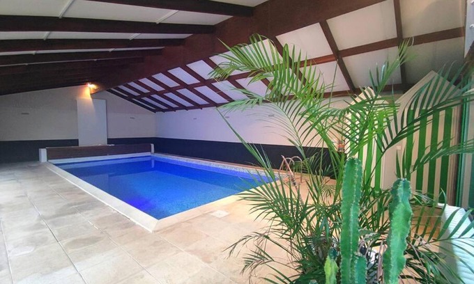 Nueil-les-Aubiers House | Gite LE 45 TOURS