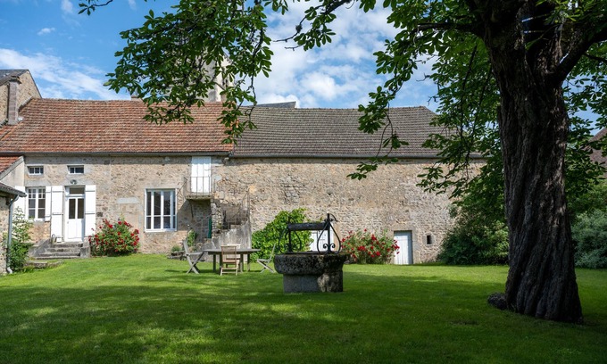 Marigny l'Eglise Cottage | Gîte Le Marigny in the heart of Morvan