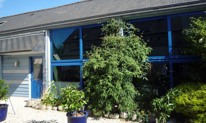 Plouer-sur-Rance Cottage | Gîte of character near Rance near ST Malo, Dinan, Dinard