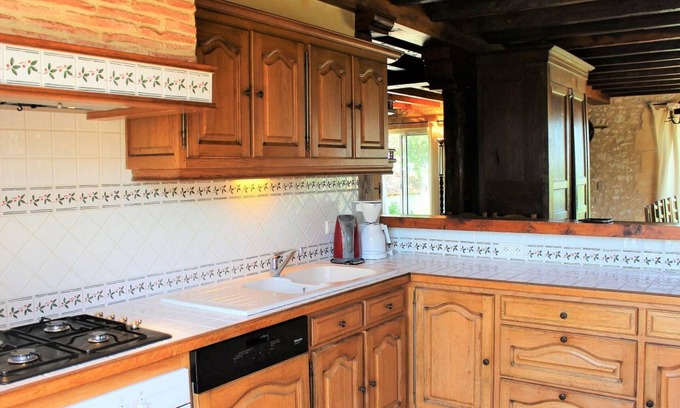 Saussignac Cottage | Gite Saussignac, 6 bedrooms, 13 persons