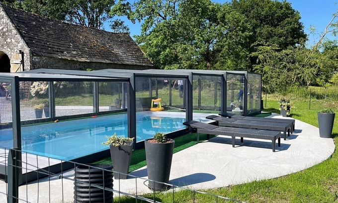 Ploerdut House | Gîtes Guebernez LE PRESSOIR 4/Pers, atypical house. Heated indoor swimming pool.