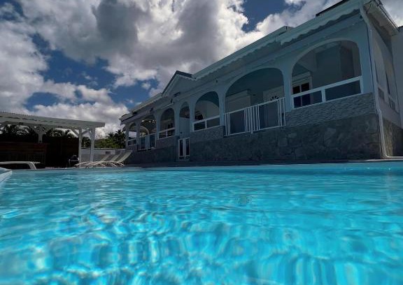 Malendure House | Glacière Paradise