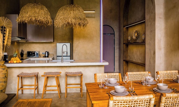 El Nido Villa | Glamorous Pool Villa 3 bedroom