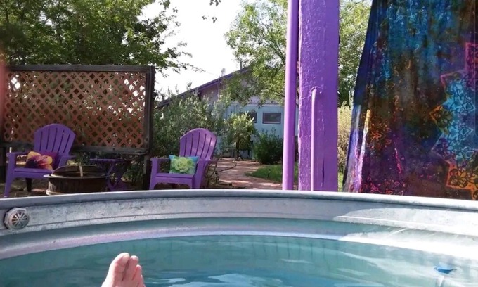 Truth or Consequences Cottage | GLAMOROUS YEAR AROUND DESERT OASIS WITH PRIVATE SOAKING TUB