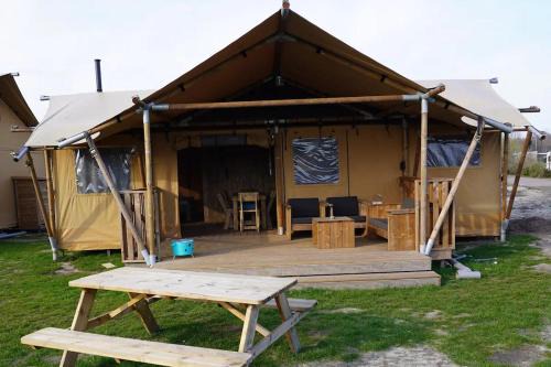 Heusden Gem Asten Other | Glamperen met eigen badkamer in De Peel voor 6 Pers Happy