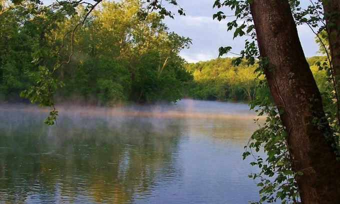 Luray RV Rental | Glamping at it's Finest! -WATERFRONT on the Shenandoah River! Open Year Round!