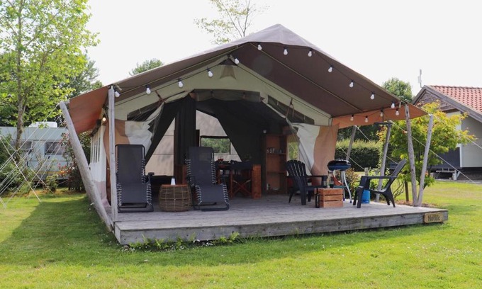 Twijzel Other | Glamping in Friesland with friends