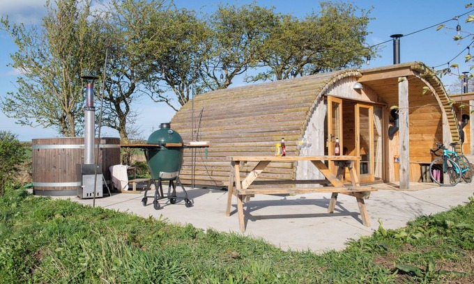 Muston Cottage | Glamping Pod 1 Comfort