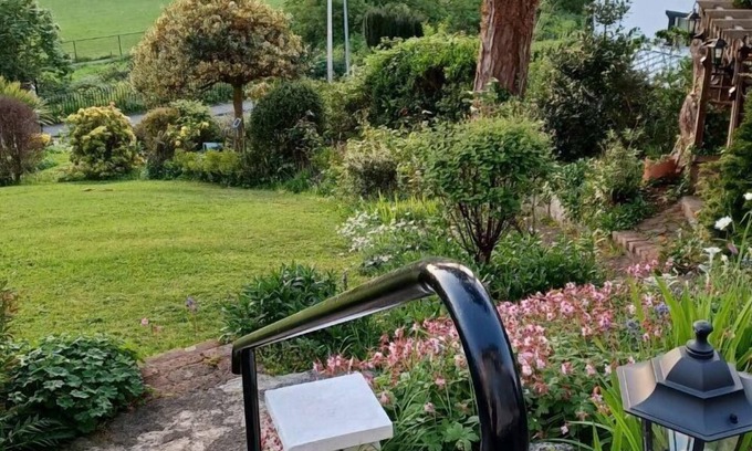 Conwy House | Glan Heulog Guest House