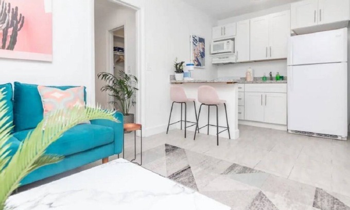 Poinsettia Heights Apartment | Glitzy Garden Studio w/ Patio, Parking & Smart TV