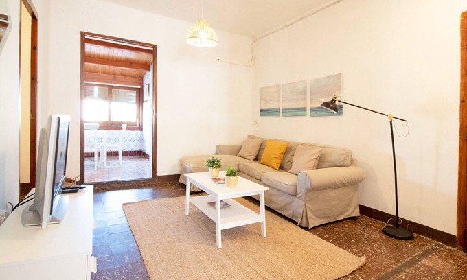 Canet de Berenguer Apartment | Global Properties: Central apartment in Canet d'en Berenguer