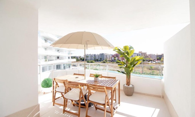 Canet de Berenguer Apartment | Global Properties, Apartamento con 2 terrazas en Gran Canet