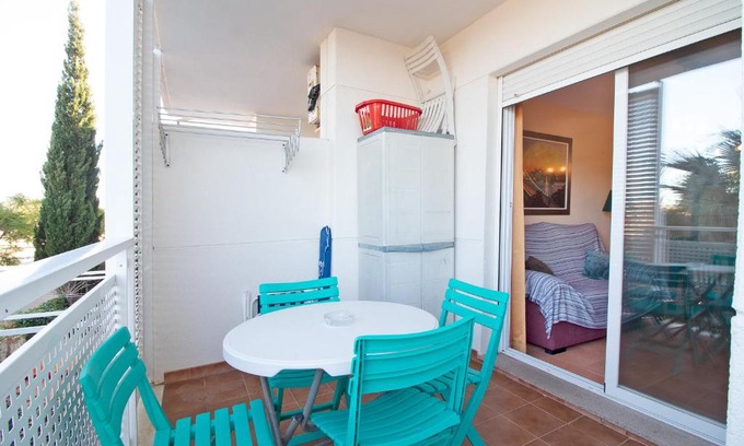 Playa de Almarda Apartment | Global Properties, Apartamento en Marjal de Corinto con Piscina