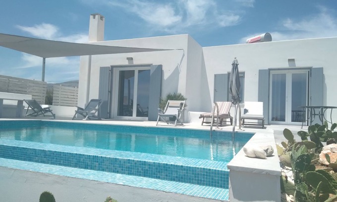 Piso Livadi Villa | Glymar