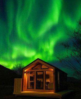 Laugarvatn Ski Chalet | Golden Circle Cabins