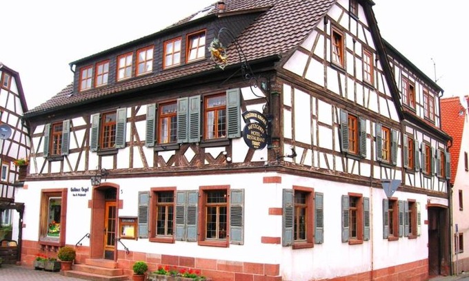 Laudenbach Hotel | Goldner Engel, Restaurant - Hotel - Metzgerei