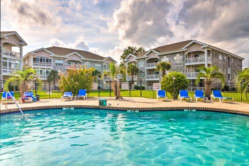 Myrtle Beach Apartment | Golf, Swim and Unwind at Bright Myrtle Beach Condo!