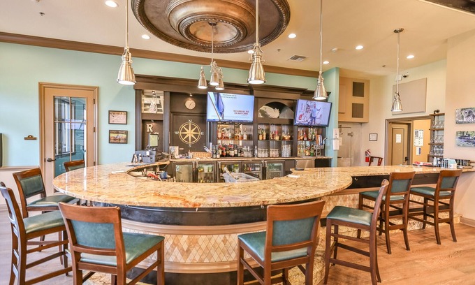 Bradenton Condo | Golfer's Paradise! Golf, Tennis, Swimming, Dining, Shopping & Beaches Close By