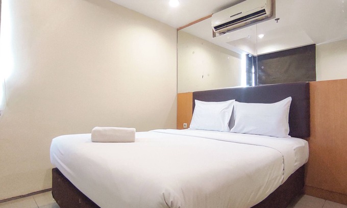 Siwalankerto Apartment | Good Place and Tidy 2BR at High Point Serviced Apartment
