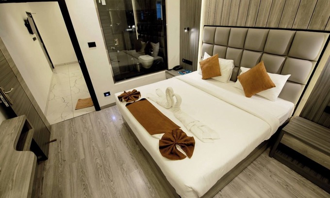 Thampanoor Hotel | Goodland Elegance