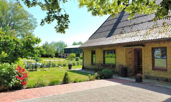 Dorpstedt Apartment | Goos, Birgit - Ferienwohnung Zwischen den Meeren