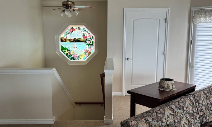 West End Apartment | Gorgeous 2-bedroom view apartment in University Place