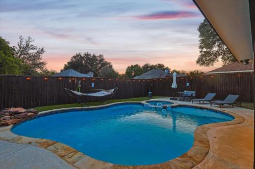 Flower Mound House | Gorgeous 4BR 2,5BA Holiday Home 15min to DFW Int Airport