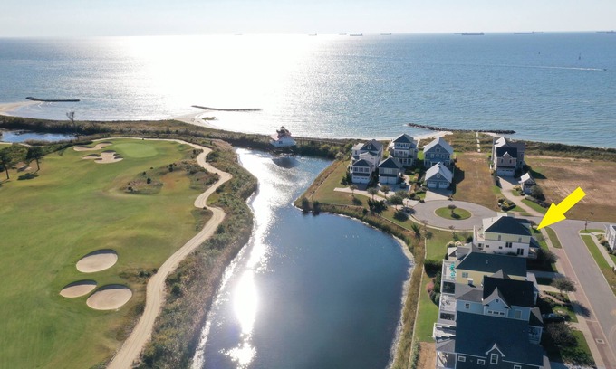 Cape Charles House | Gorgeous 4BR Home With Panoramic Sunsets & Walking Distance to Private Beach!