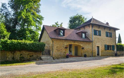 Vitrac Apartment | Gorgeous Apartment In Vitrac With Wifi
