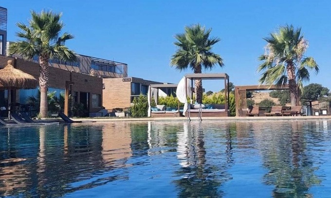 Meselik Apartment | Gorgeous Flat with Nature View in Milas