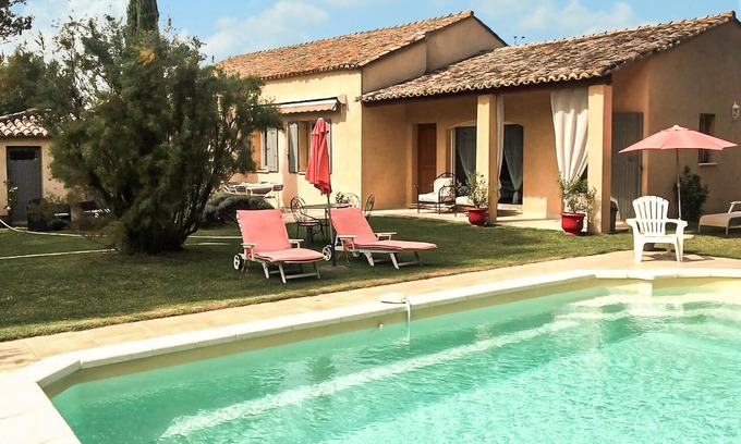 Saint-Saturnin-les-Avignon House | Gorgeous home in Saint Saturnin lès Avi