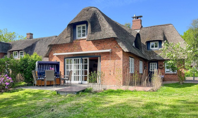 Emmelsbull House | Gorgeous home in Emmelsbüll-Horsbüll