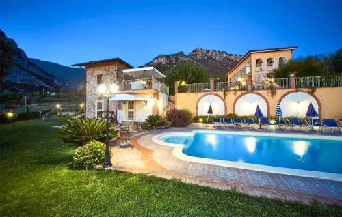 Giungano House | Gorgeous Home In Giungano