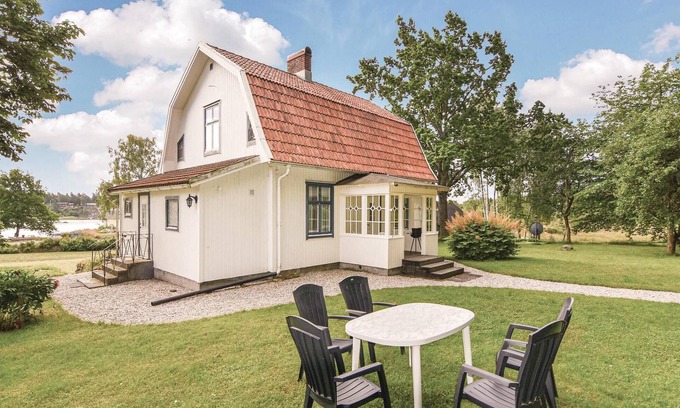 Kopmannebro House | Gorgeous home in Köpmannebro with WiFi