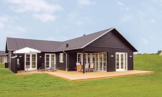 Nysted House | Gorgeous home in Nysted with sauna