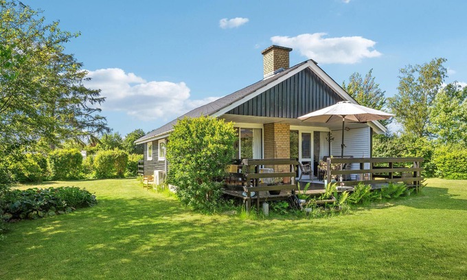 Hasmark Strand House | Gorgeous home in Otterup with WiFi