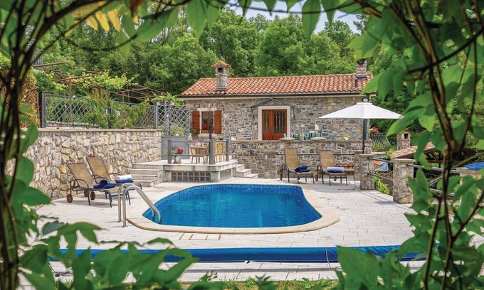 Veli Brgud House | Gorgeous home in Poljane with sauna