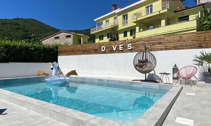 Rukavac House | Gorgeous home in Rukavac with WiFi