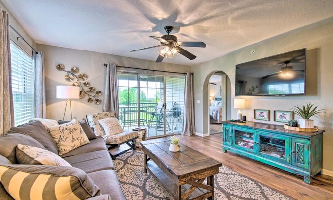 Branson Apartment | Gorgeous Home with Resort Amenities, Mins to Dtwn!